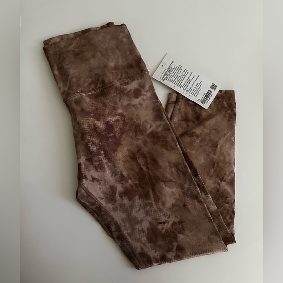 NWT Lululemon Align High-Rise Pant 25" *Shine  Size 10 - Picture 9 of 9